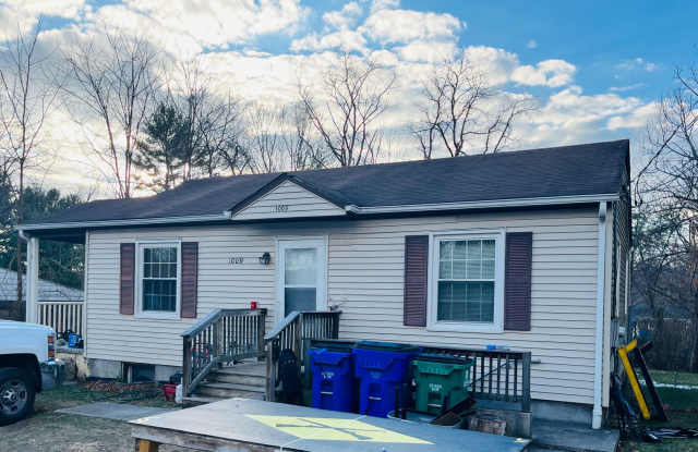 3 Bedroom 2 Bathroom House photos photos