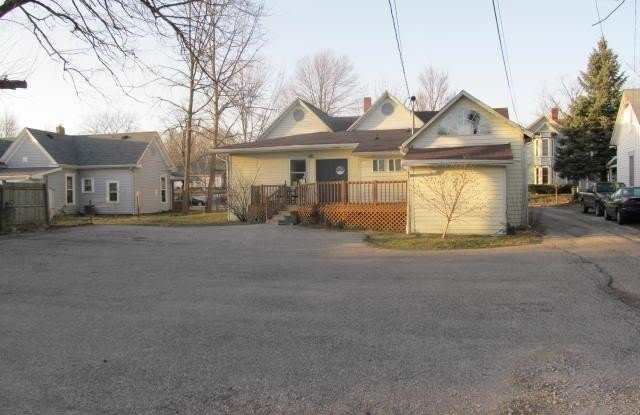 615 W Kirkwood Avenue Gallery 3