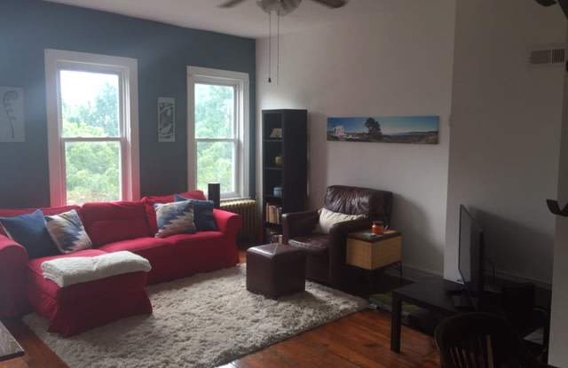 24 S Patterson Park Ave Apt 3RD Gallery 4