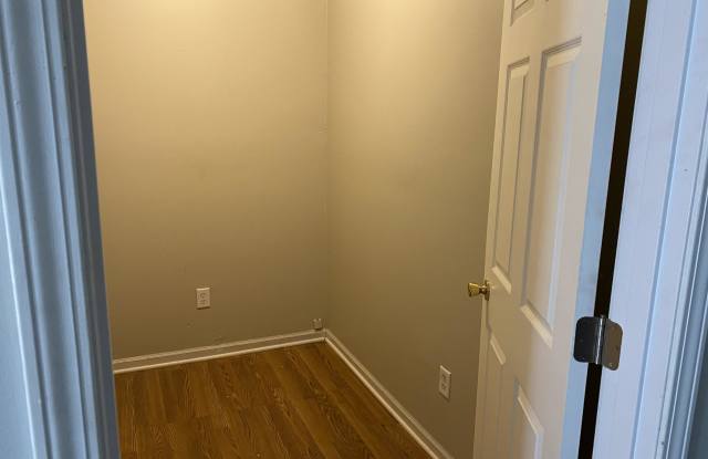2753 Henry Street Lake Station Gallery 4