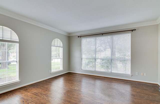 104 Belmont Place Circle Gallery 4