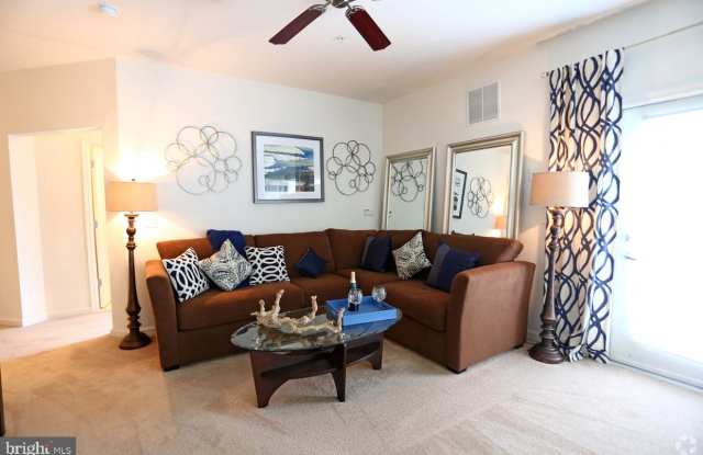 209 SOMERSET BAY DRIVE Gallery 4