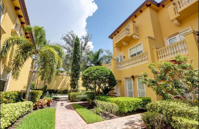 545 NE 69TH CIR BOCA RATON, FL 33487 - 545 Northeast 69th Circle, Boca Raton, FL 33487