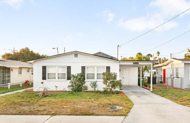 Beautifully Renovated 2 Bedroom 1 Bath photos photos