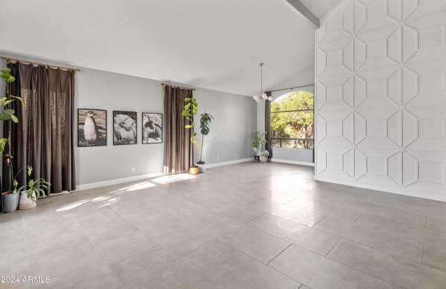 6420 E MONTREAL Place Gallery 4