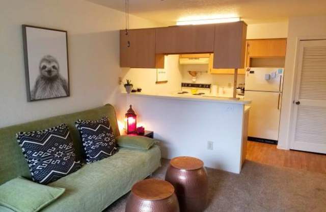 813 West University Avenue - 813 West University Avenue, Flagstaff, AZ 86001