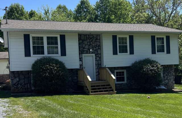 148 Green Pond Road - 148 Green Pond Road, Washington County, TN 37604