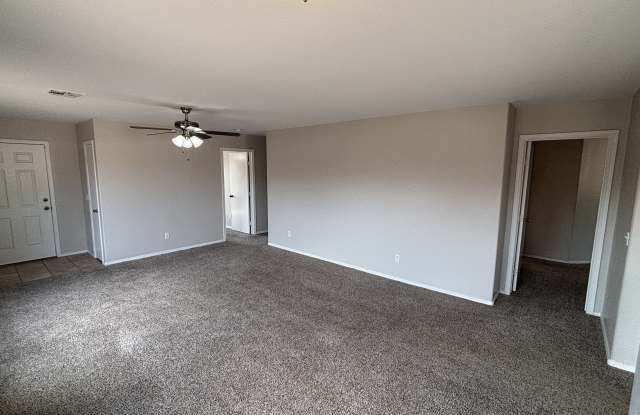 15070 N 150th LN Gallery 4