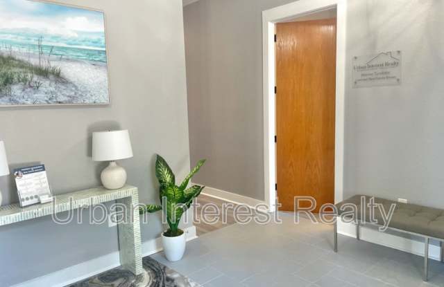 1012 Airport Road - 1012 Airport Road, Destin, FL 32541