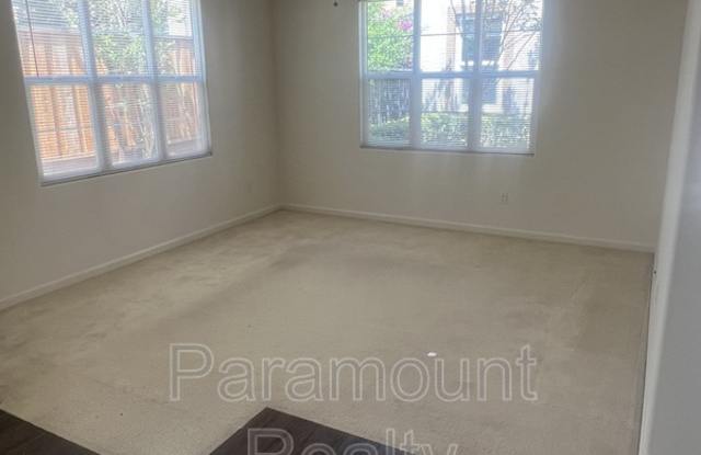 2017 Tarragon Rose Court Gallery 4