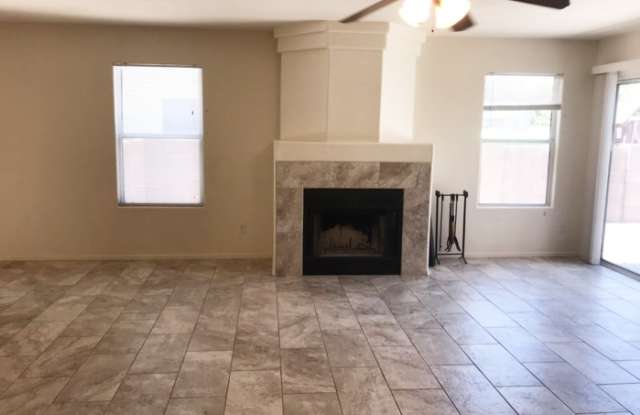 10050 North Mill Crossing Way Gallery 3