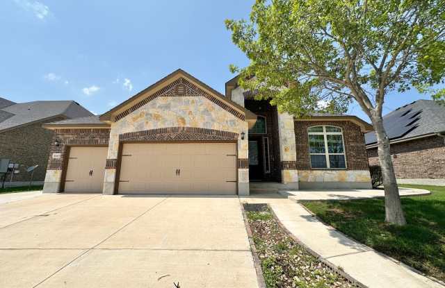 Viewable June 23rd! Pets Accepted! photos photos