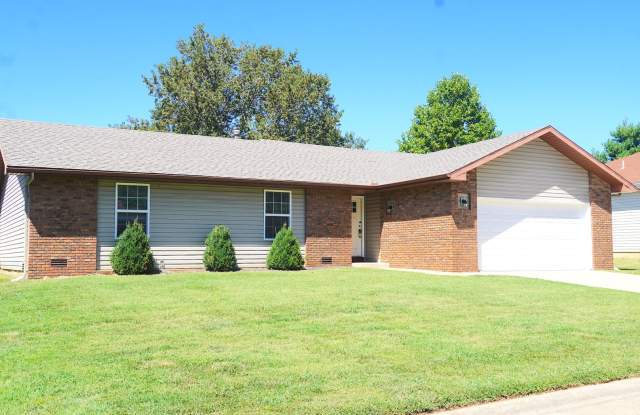 Adorable 3-Bed, 2-Bath Home with 2-Car Garage in Prime Location! photos photos
