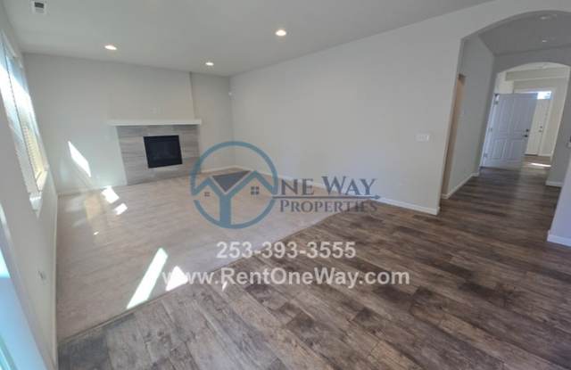 10518 191st Street Court East Gallery 3