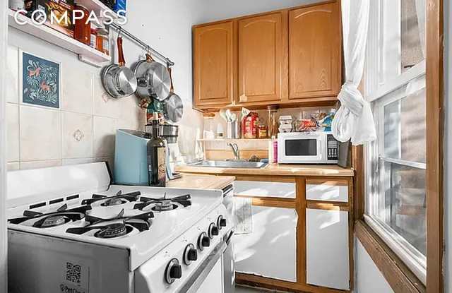 216 7th Street photos photos