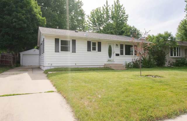 3 Bedroom 1.5 Bath Available For Rent In Country Club Manor photos photos 3 Bedroom 1.5 Bath Available For Rent In Country Club Manor photos photos