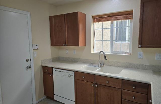 9160 Column Court Gallery 4