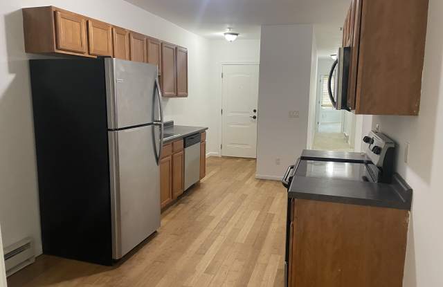 35 Belknap St photos photos