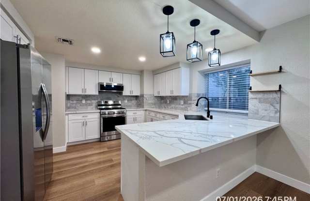 8405 Shady Shores Circle Gallery 4