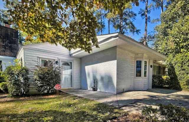 4 Bedroom 2.5 Bathroom Home Gallery 3