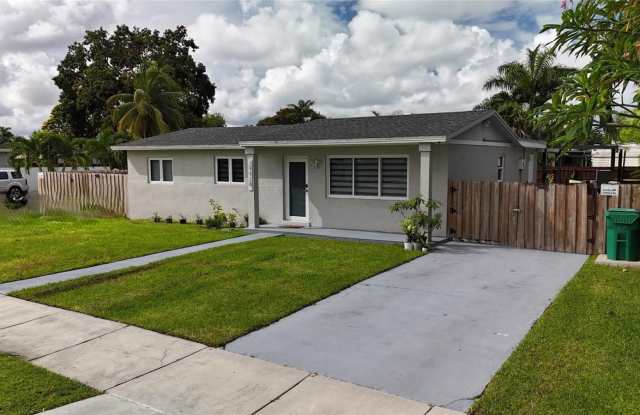 19928 Southwest 159th Drive - 19928 Southwest 159th Drive, Leisure City, FL 33033