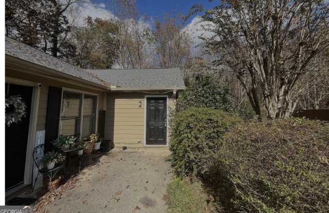 170 Fair Oaks Drive - 170 Fair Oaks Drive, Athens, GA 30606