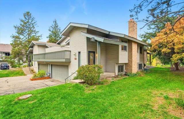 9523 Hartford Circle - 9523 Hartford Circle, Eden Prairie, MN 55347