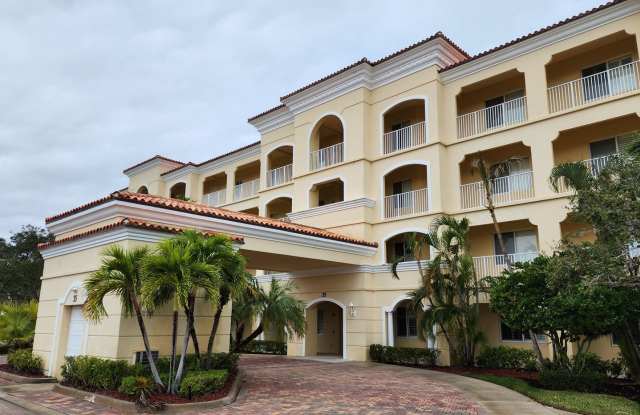 2 BR 2 BA first floor unit in the Harbour Isles community photos photos