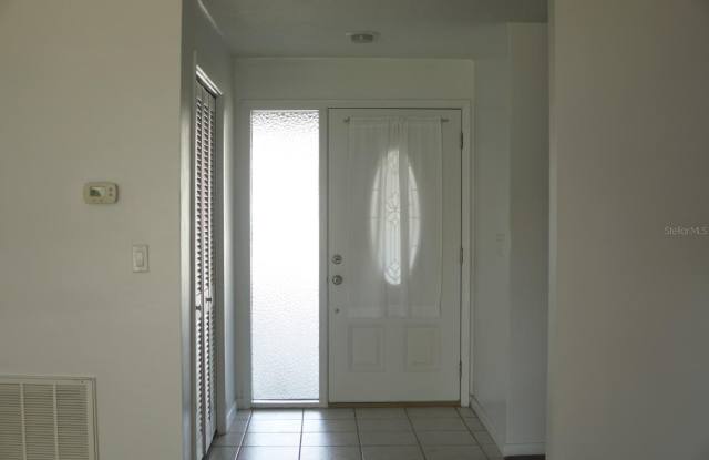 2564 BRAMBLEWOOD DRIVE W Gallery 3