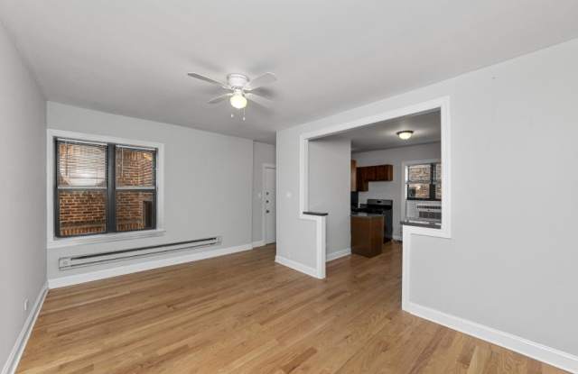 3722 North Pine Grove Ave. photos photos