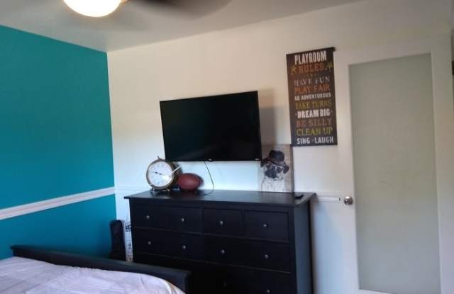 7510 North Jensen Place Gallery 3