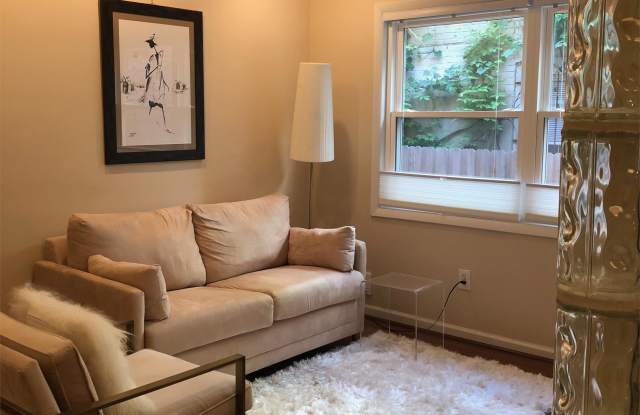 469 Ridge Street Northwest - 1, # 1 Gallery 3