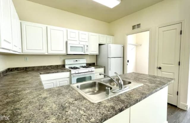 927 Berry Ct - 927 Berry Ct, Santa Clara County, CA 94043