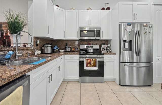 522 NE 20th Avenue, Homestead, FL 33033 Gallery 1
