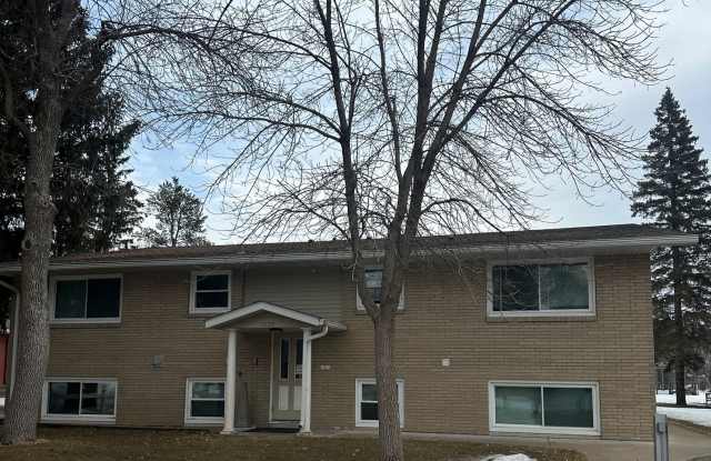 One Bedroom - 1820 10th Avenue South, St. Cloud, MN 56301
