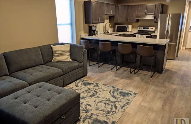 444 W Broadway St photos photos