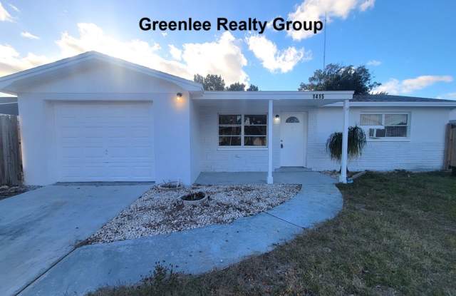 Updated 3 Bedroom Home with Garage in Holiday Lake Estates photos photos