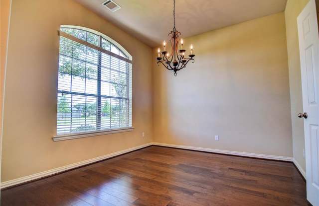 28247 Stonestead Drive Gallery 3