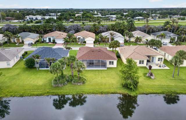 512 SW Lake Manatee Way Gallery 4