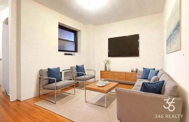 1125 Lexington Ave photos photos