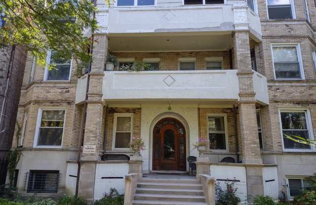 2508 N Kedzie Boulevard photos photos