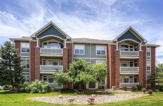 Commuter’s Dream! Spacious 3BD/2BA Cherry Grove Condo in Aurora photos photos