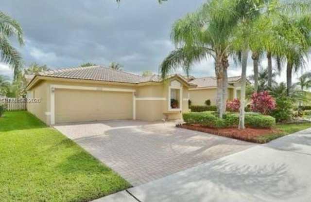 16410 Sapphire Bnd photos photos
