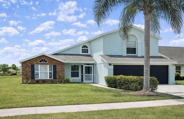 2916 DICKENS CIRCLE photos photos