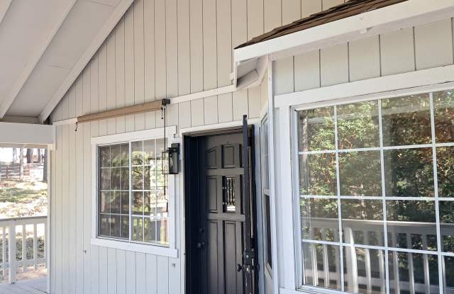 2601 A Sky Ranch Lane Gallery 2