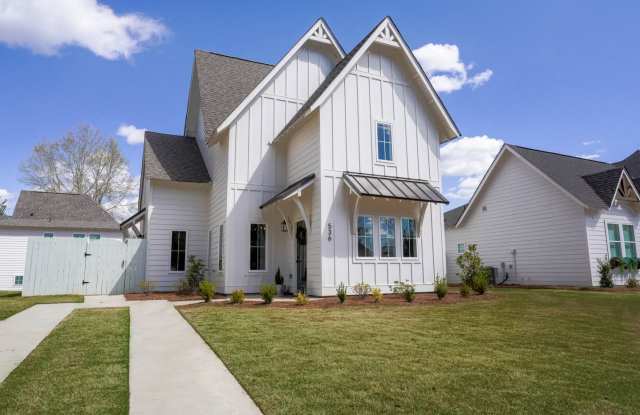 Designer Home near Auburn University's Campus! photos photos