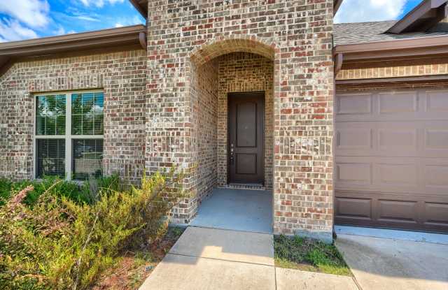 580 Bradley Drive Gallery 2