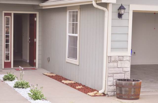 Quality Home Management - 2410 Brooke Bend, Junction City, KS 66441
