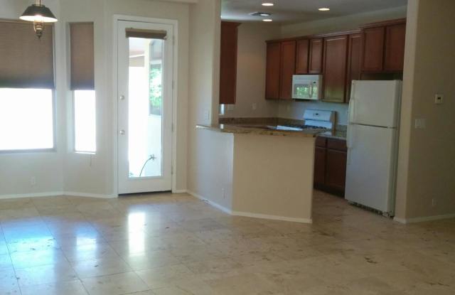 6510 N 18TH Place Gallery 4