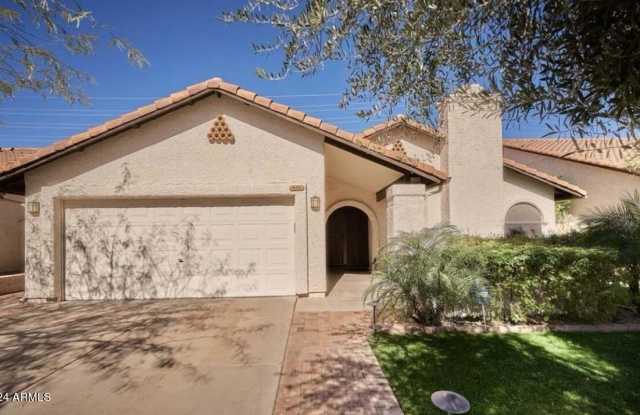 424 E BLUEBELL Lane - 424 East Bluebell Lane, Tempe, AZ 85281